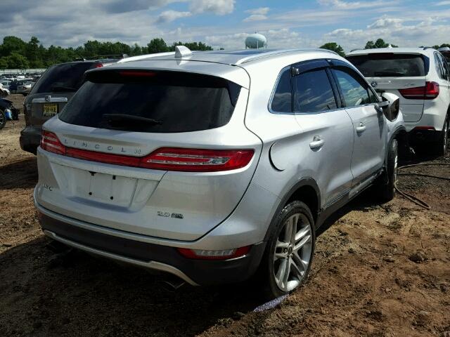 5LMCJ2A96FUJ21015 - 2015 LINCOLN MKC SILVER photo 4