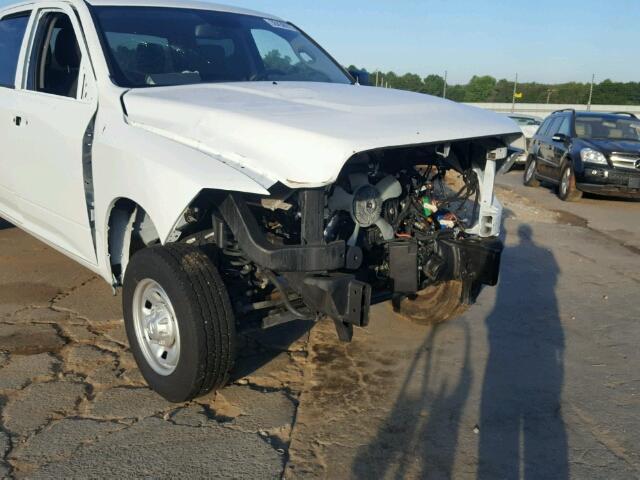 3C6TR5HT1GG375004 - 2016 RAM RAM TRUCK WHITE photo 9