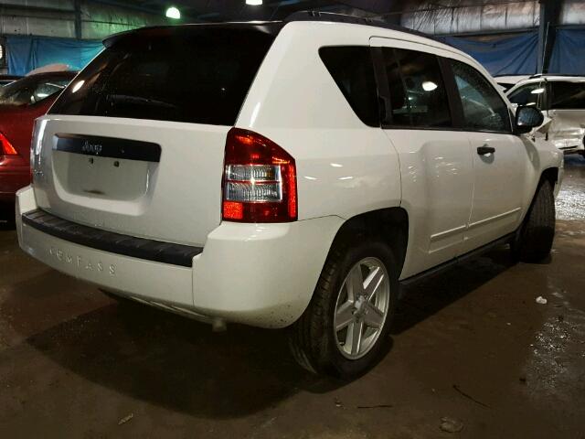 1J4NF1FB4AD623029 - 2010 JEEP COMPASS SP WHITE photo 4