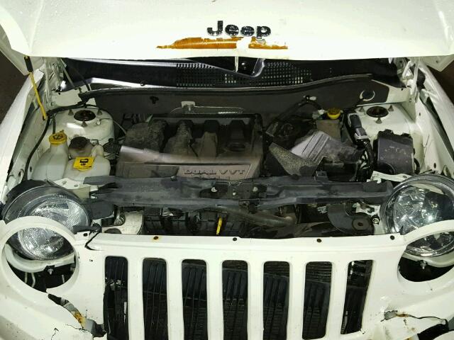 1J4NF1FB4AD623029 - 2010 JEEP COMPASS SP WHITE photo 7