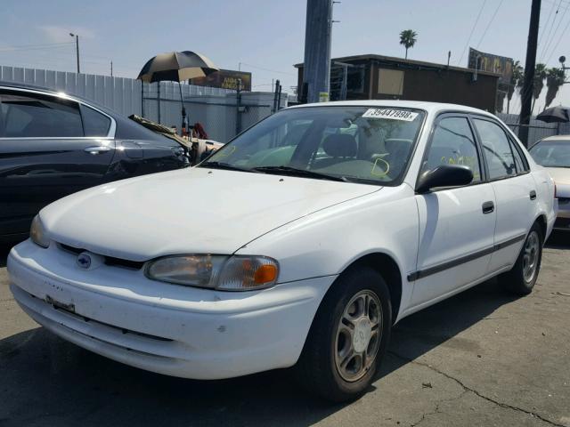 1Y1SK5288YZ421809 - 2000 CHEVROLET GEO PRIZM 白色 照片 2