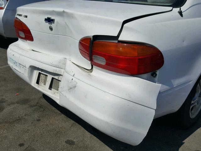 1Y1SK5288YZ421809 - 2000 CHEVROLET GEO PRIZM 白色 照片 9