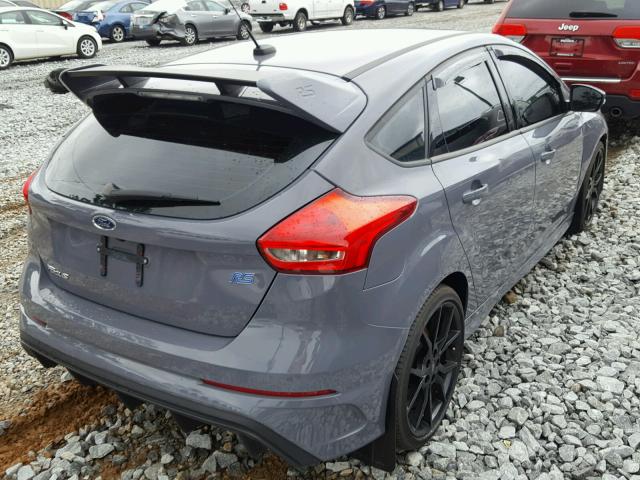 WF0DP3TH6G4114858 - 2016 FORD FOCUS RS GRAY photo 4