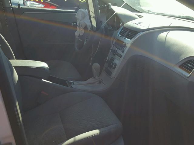1G1ZB5EB5A4120629 - 2010 CHEVROLET MALIBU LS WHITE photo 5
