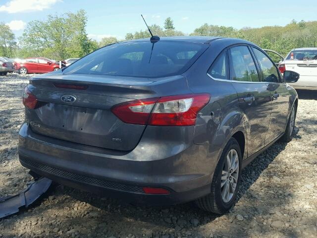 1FAHP3H2XCL259688 - 2012 FORD FOCUS SEL GRAY photo 4