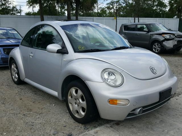 3VWCK21C52M453894 - 2002 VOLKSWAGEN NEW BEETLE SILVER photo 1