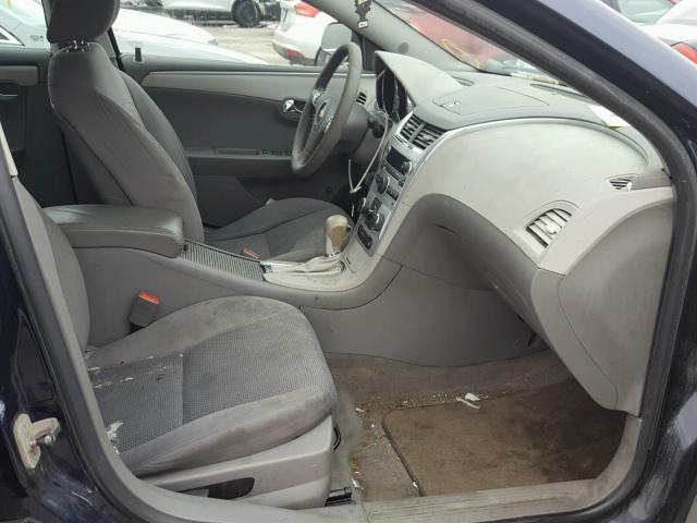 1G1ZB5E17BF185706 - 2011 CHEVROLET MALIBU LS BLUE photo 5