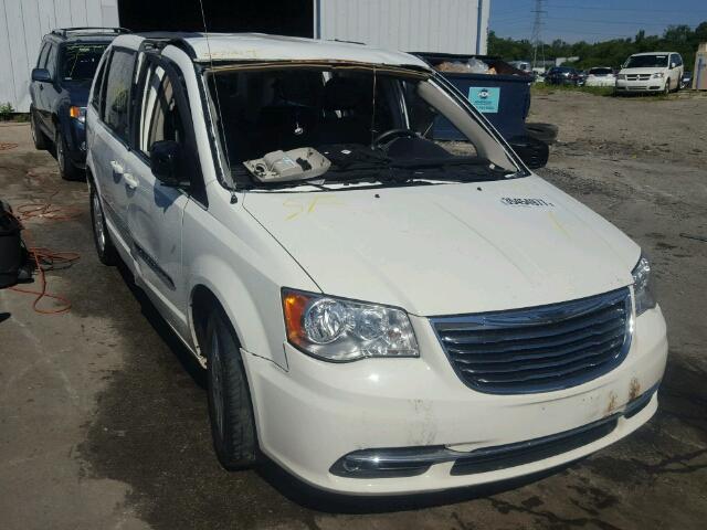 2C4RC1BG1DR589103 - 2013 CHRYSLER TOWN & COU WHITE photo 1