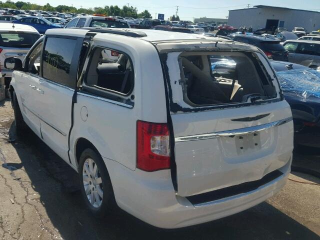 2C4RC1BG1DR589103 - 2013 CHRYSLER TOWN & COU WHITE photo 3