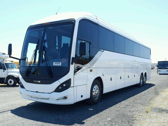 4UZFDGDV4FCGH9186 - 2015 FREIGHTLINER CHASSIS XB თეთრი ფოტო 2