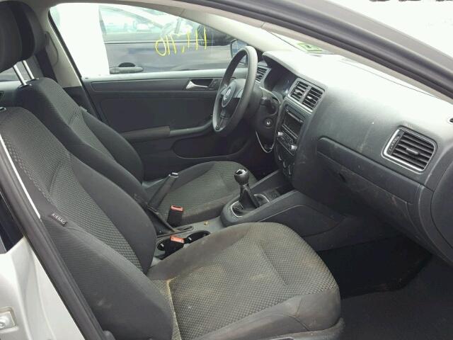 3VW1K7AJ2CM347293 - 2012 VOLKSWAGEN JETTA BASE 银色 照片 5