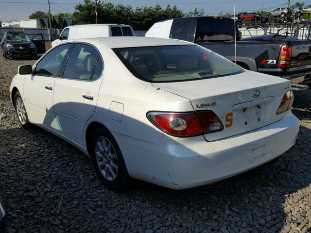 JTHBF30GX36004448 - 2003 LEXUS ES 300 WHITE photo 3