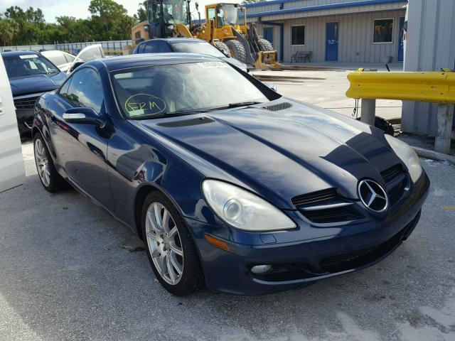 WDBWK56F06F123511 - 2006 MERCEDES-BENZ SLK 350 BLUE photo 1