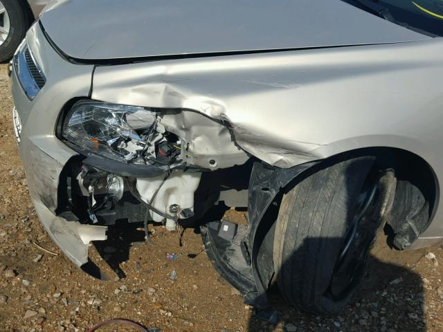 1G1ZB5E03CF309558 - 2012 CHEVROLET MALIBU LS GOLD photo 9