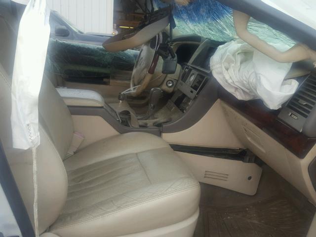 5LMEU68H44ZJ03987 - 2004 LINCOLN AVIATOR 白色 照片 5