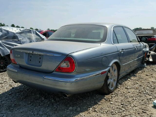 SAJWA71C54SG18275 - 2004 JAGUAR XJ8 BLUE photo 4