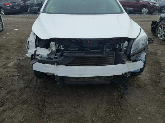 1G11A5SL5FF146155 - 2015 CHEVROLET MALIBU LS WHITE photo 9