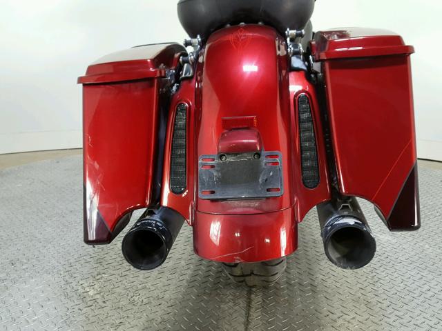 1HD1PZ813CB957666 - 2012 HARLEY-DAVIDSON FLHXSE3 CV RED photo 13