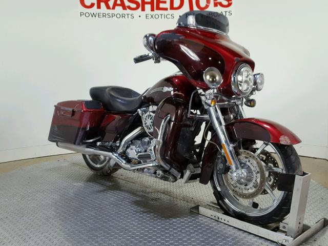 1HD1PZ813CB957666 - 2012 HARLEY-DAVIDSON FLHXSE3 CV RED photo 2