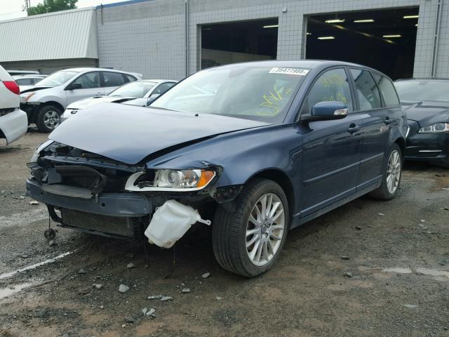 YV1382MW5A2532862 - 2010 VOLVO V50 2.4I BLUE photo 2