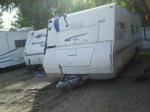 4WY200P2721078424 - 2002 TRAIL KING R VISION WHITE photo 2