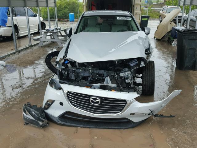 JM1DKDD74G0140783 - 2016 MAZDA CX-3 GRAND WHITE photo 9