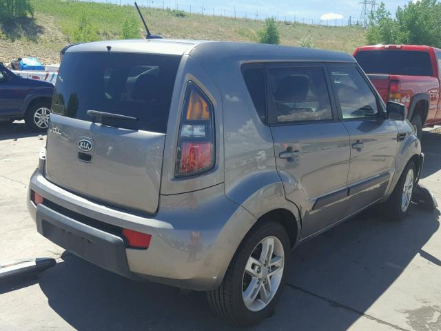 KNDJT2A28B7228085 - 2011 KIA SOUL CHARCOAL photo 4