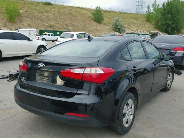 KNAFK4A62F5381521 - 2015 KIA FORTE LX BLACK photo 4