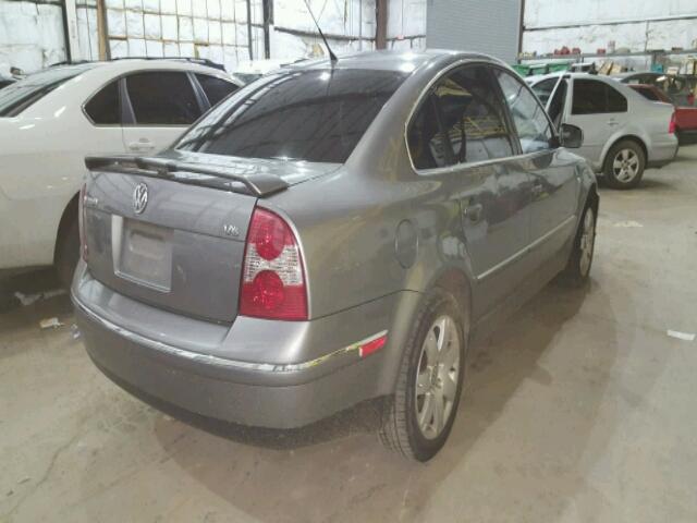 WVWRH63B72P072226 - 2002 VOLKSWAGEN PASSAT GRAY photo 4