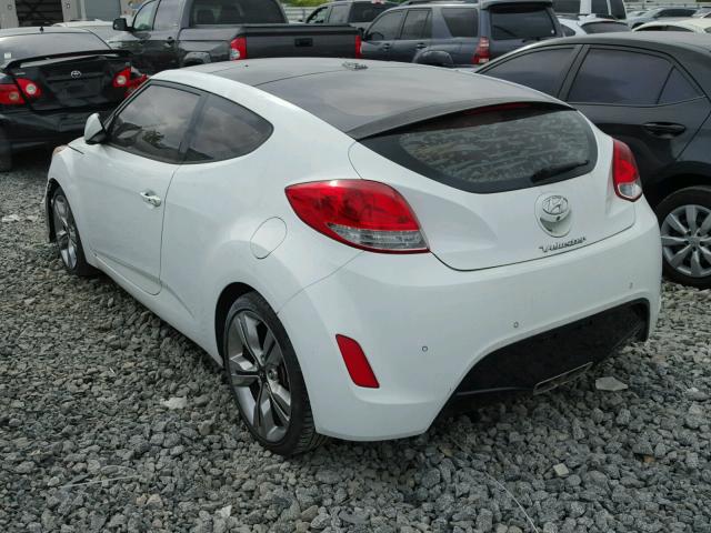 KMHTC6AD8CU048573 - 2012 HYUNDAI VELOSTER B WHITE photo 3