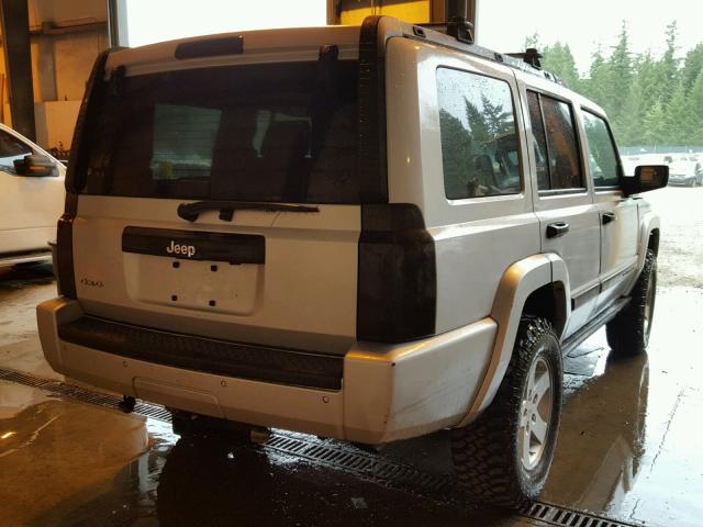 1J8HG48N26C157826 - 2006 JEEP COMMANDER SILVER photo 4