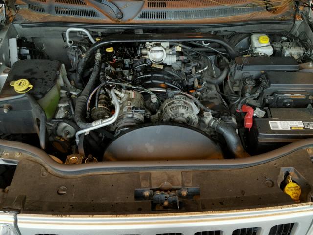 1J8HG48N26C157826 - 2006 JEEP COMMANDER SILVER photo 7