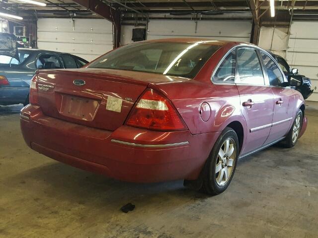 1FAFP24135G140438 - 2005 FORD FIVE HUNDR RED photo 4