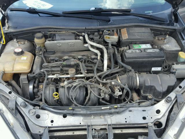 3FAFP31Z14R114279 - 2004 FORD FOCUS ZX3 GRAY photo 7