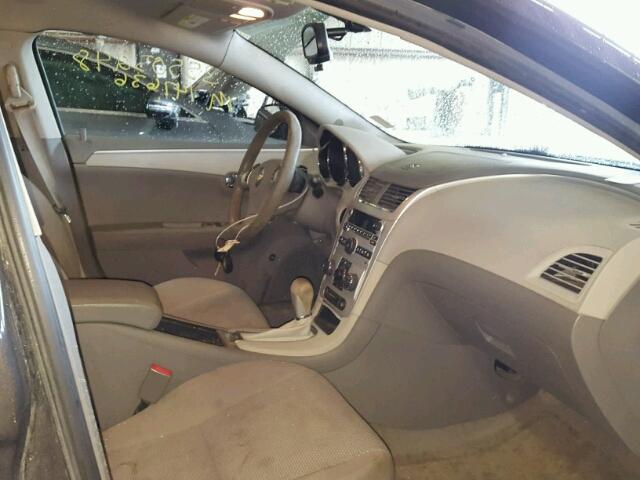 1G1ZC5EB7AF262353 - 2010 CHEVROLET MALIBU 1LT 灰色 照片 5