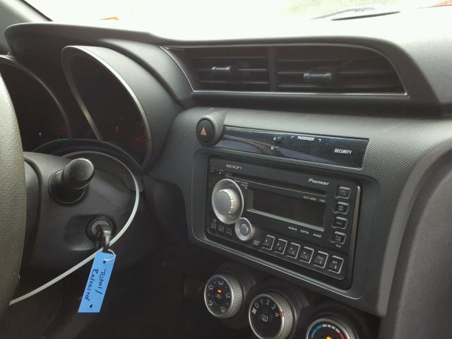 JTKJF5C79B3010058 - 2011 TOYOTA SCION TC თეთრი ფოტო 9