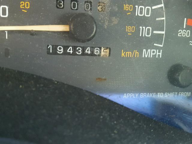 1G2WP52K12F174035 - 2002 PONTIAC GRAND PRIX SILVER photo 8