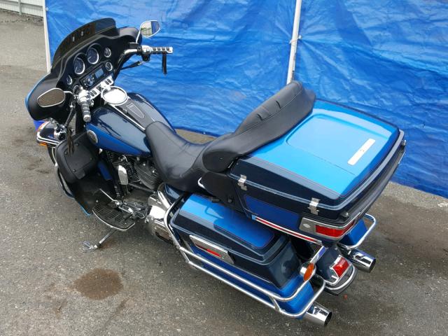 1HD1FCW114Y628725 - 2004 HARLEY-DAVIDSON FLHTCUI BLUE photo 3