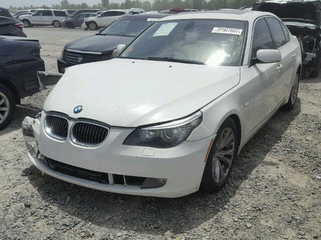 WBANW1C59AC165978 - 2010 BMW 535 I WHITE photo 2