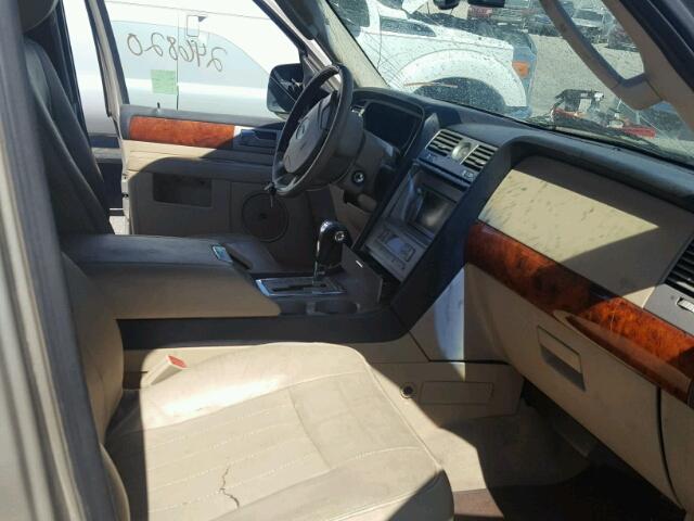 5LMFU27506LJ10588 - 2006 LINCOLN NAVIGATOR Gold Foto 5