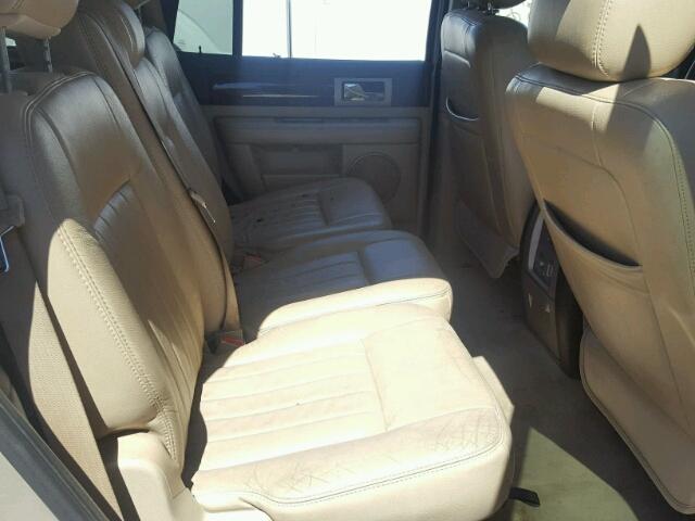 5LMFU27506LJ10588 - 2006 LINCOLN NAVIGATOR Gold Foto 6