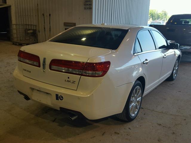 3LNHL2GC2AR624739 - 2010 LINCOLN MKZ WHITE photo 4