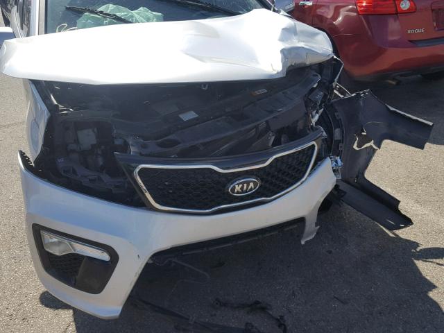 5XYKW4A2XDG382388 - 2013 KIA SORENTO SX SILVER photo 9