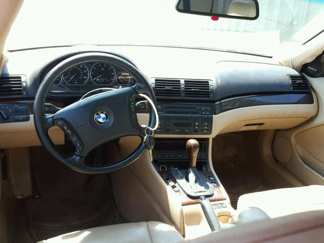 WBAEW53423PN31242 - 2003 BMW 330 XI WHITE photo 9