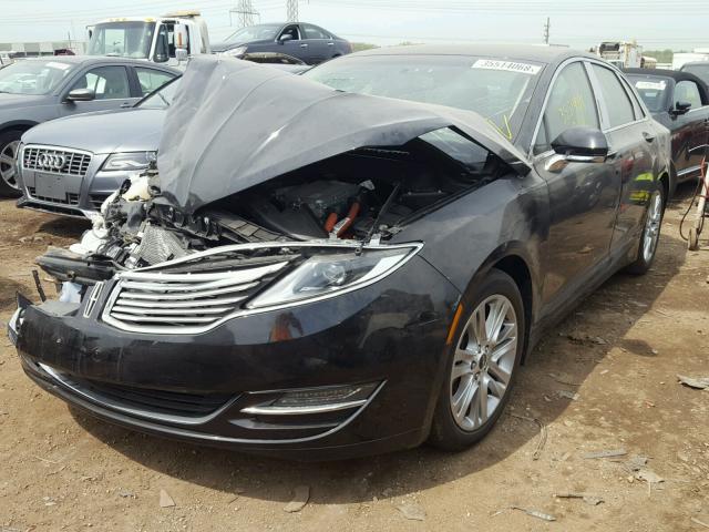 3LN6L2LU8FR602175 - 2015 LINCOLN MKZ HYBRID BLACK photo 2