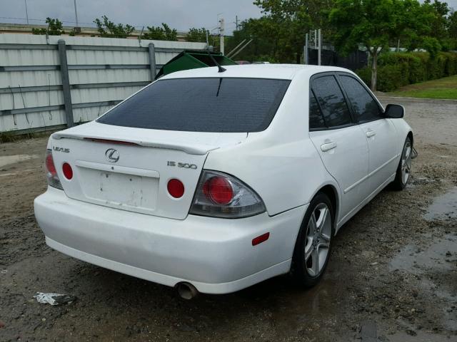 JTHBD182310003452 - 2001 LEXUS IS 300 WHITE photo 4