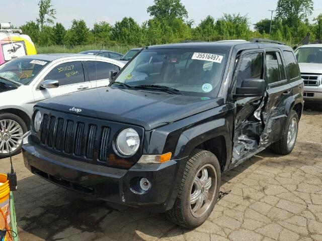 1J8FT28W68D706585 - 2008 JEEP PATRIOT SP BLACK photo 2