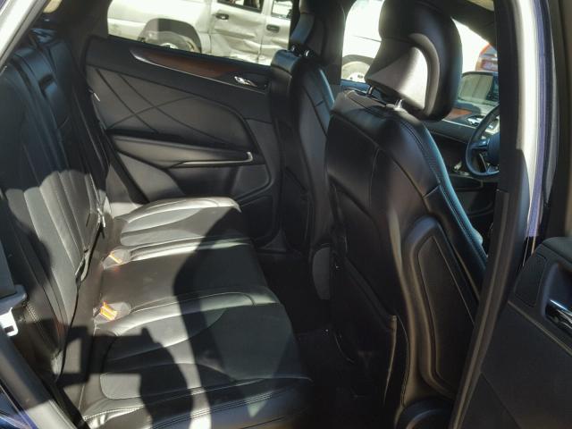 5LMCJ2C99HUL04912 - 2017 LINCOLN MKC SELECT 蓝色 照片 6