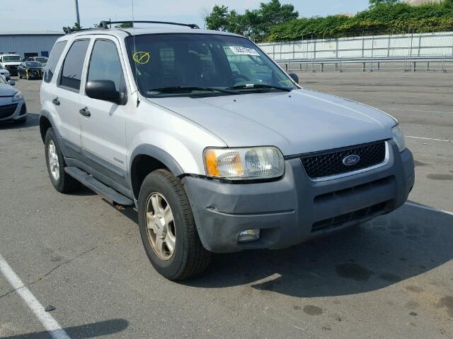 1FMCU041X2KD22412 - 2002 FORD ESCAPE XLT SILVER photo 1