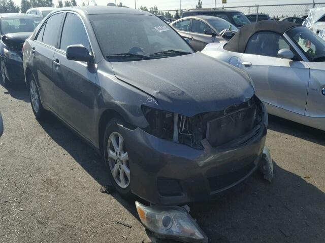 4T1BF3EK2AU084086 - 2010 TOYOTA CAMRY BASE GRAY photo 1